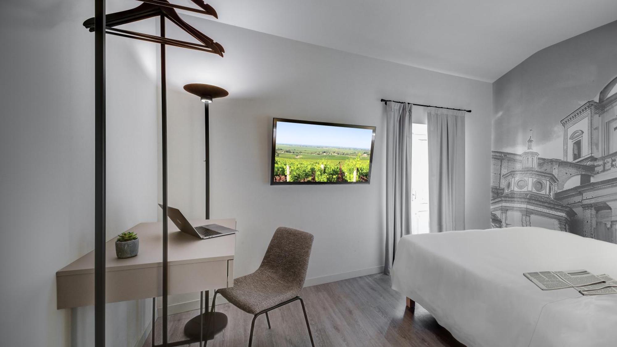 Be Duomo - Self Check-In Bed & Breakfast Voghera Exterior photo